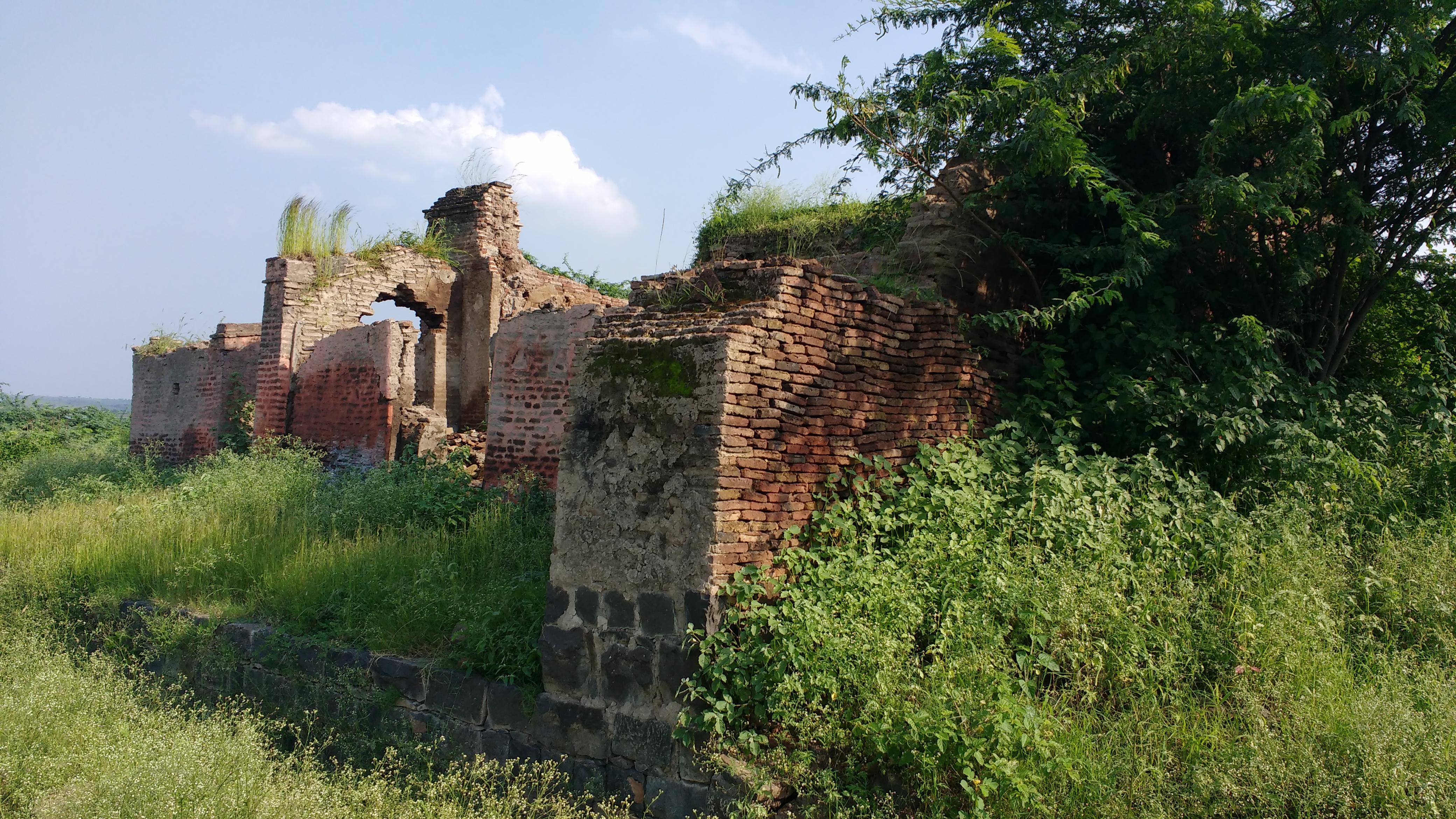 Vastu Jamgaon Fort